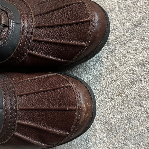 Ugg Edmonton 3223 Boots Size 9 - Picture 5 of 14